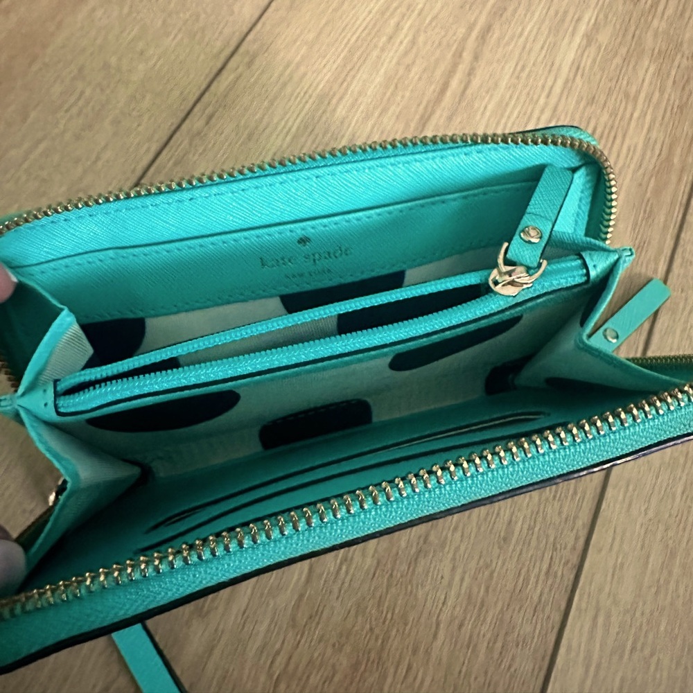 Kate Spade Wristlet Wallet - Picture 5 of 6